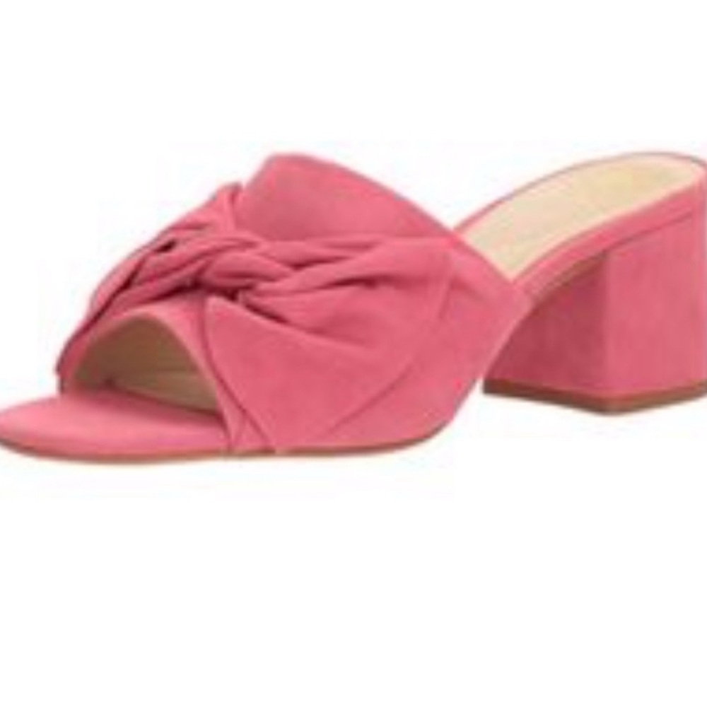 Vince Camuto Sharrey pink suede bow heel